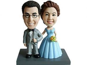 Unique cake topper idea