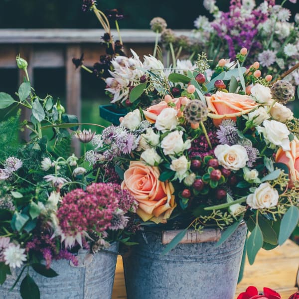 flowers in wedding traditions